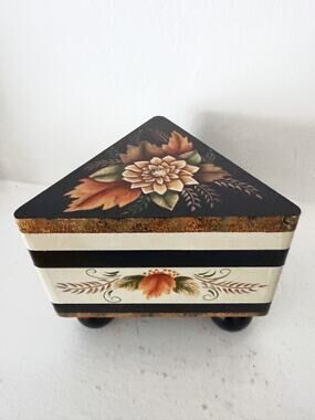 Vintage Hand Painted Folk Art Wooden Trinket Box, Triangular Wedge Footed